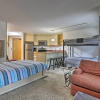 Отель Iron Horse Studio w/ Resort Amenities; Walk to WP!, фото 4