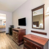 Отель Econo Lodge Inn & Suites Bryant, фото 5