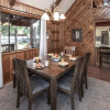 Отель Majestic Retreat - Four Bedroom Cabin, фото 12