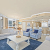 Отель LUXURY Penthouse Style Condo, фото 15