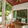 Отель Marvellouse Town House, Terrace, Pool and Golf, фото 22