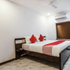 Отель OYO 27720 V Hotel Gachibowli, фото 3