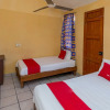 Отель OYO Hotel Zihua Malibu, фото 2