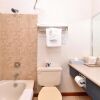 Отель Canadas Best Value Inn & Suites Castlegar, фото 7