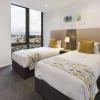 Отель Melbourne Short Stay Apartments at SouthbankOne, фото 17