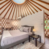 Отель Ot 3515b Texas Yurt Haus: Buffalo 1 Bedroom Cabin by RedAwning, фото 2