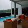 Отель Villa Fahim 2 Puncak 4 Bedroom, фото 2