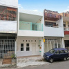 Отель SPOT ON 90780 Gang Tengah Homestay Syariah, фото 1