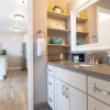 Отель Deluxe 32nd Floor Condo - Gorgeous Ocean Views, Free Wifi & Parking! by Koko Resort Vacation Rentals, фото 9