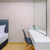 Отель Nice And Strategic Studio At Bassura City Apartment, фото 4