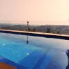 Отель Hill Top Luxury Villa - 3 BHK || Infinity Pool, фото 13