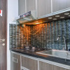 Отель Homey And Simple Studio At Serpong Greenview Apartment, фото 9