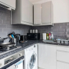 Отель Beautiful 1-bed Apartment in London Lewisham, фото 8