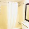 Отель Travelodge Red Deer, фото 10