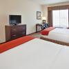 Отель Holiday Inn Express Hotel & Suites TOPEKA NORTH, an IHG Hotel, фото 5