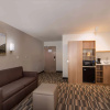 Отель Microtel Inn & Suites by Wyndham Georgetown Lake, фото 5