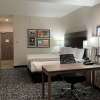 Отель La Quinta Inn and Suites by Wyndham - Red Oak TX IH-35E, фото 8