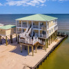 Отель Shamrock Shores - Gulf Front West End Pet Friendly Property With Room For Everyone. 3 Master Suites!, фото 16