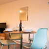 Отель Livestay-modern 2 Bed Apartment Close to Heathrow, фото 7