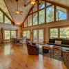 Отель Lodge on the Lake by Escape to Blue Ridge, фото 5