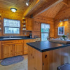 Отель Leavenworth Cabin 3 Mi to Lake Wenatchee: Hot Tub!, фото 9