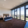 Отель Melbourne City Apartments Panoramic Skyview Penthouse, фото 20