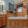 Отель Americana 2 Bedroom Home with Hot Tub, фото 10
