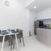 Отель OYO 469 Home 2 BR Robertson Bukit Bintang Spacious Condo, фото 12