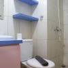 Отель Comfort And Cozy 2Br At Springlake Summarecon Bekasi Apartment, фото 18