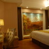 Отель Vienna 3 Best Hotel Exhibition Center Chigang Road, фото 3