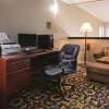 Отель Quality Inn & Suites, Near University, фото 5