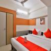 Отель OYO 14942 Hotel Maple Leaf, фото 5