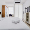 Отель Homey And Warm Studio Room Serpong Garden Apartment, фото 3