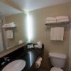 Отель Holiday Inn Express Edmonton Downtown, an IHG Hotel, фото 8