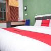 Отель RedDoorz near Juanda International Airport 2, фото 34
