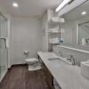 Отель Hampton Inn & Suites Guthrie, фото 8