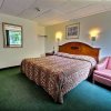Отель Americas Best Inn Lake George в Озере Лейк-Джордже