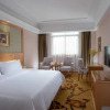 Отель Vienna Hotel Shenzhen Buji Ganli Road Branch, фото 2