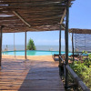 Отель Saadani Safari Lodge - bush, river, beach, фото 17