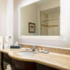 Отель La Quinta Inn & Suites by Wyndham Lindale, фото 9