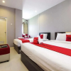 Отель RedDoorz Plus @ Paal 2 Manado, фото 26