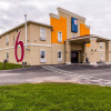 Отель Motel 6 Jourdanton, TX, фото 1