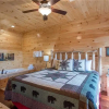 Отель Damrons Dream 5 Bedroom Mountain View Home with Hot Tub, фото 13