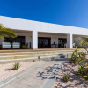 Отель Beautiful 3br2 5BA Villa w Pool Close 2 Baby Beach, фото 1