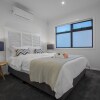 Отель AU.JOY 3 Bed Townhouse Burwood 3, фото 7