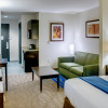 Отель Holiday Inn Express & Suites Kansas City KU Medical Center, an IHG Hotel, фото 5