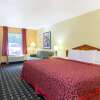 Отель Days Inn by Wyndham Savannah Airport, фото 3