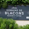 Отель Domaine de Blacons в Мирабель-э-Блакон