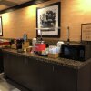 Отель Hampton Inn & Suites Tulsa/Central, фото 32