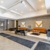 Отель 1 Bedroom Loft Free Parking Gym 3, фото 12